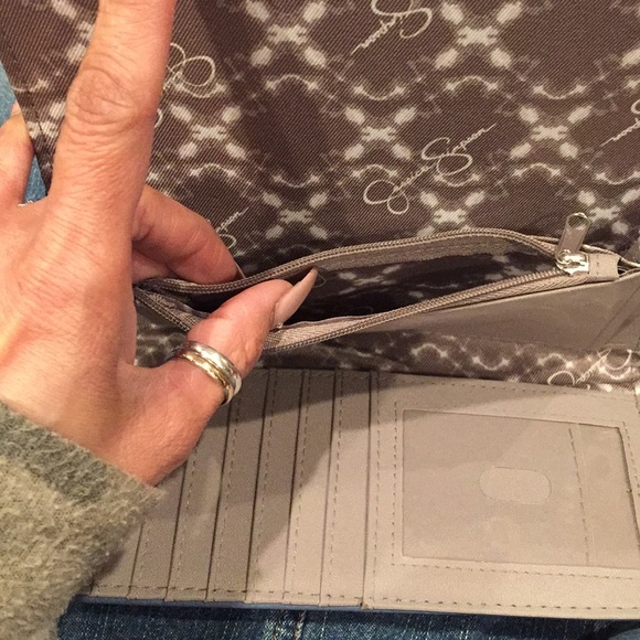 Jessica Simpson wallet - Picture 4 of 7